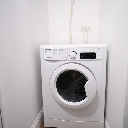 Apartamento Centro-5stelle 10 Minuti Dal Mare A Piedi Savona