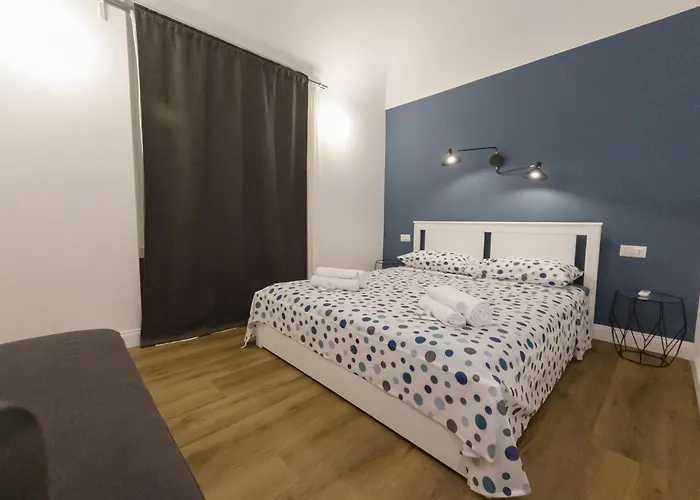 Apartment Centro-5stelle 10 Minuti Dal Mare A Piedi Savona